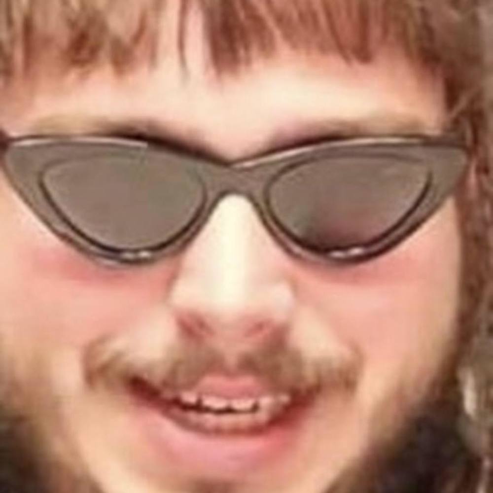 Meet your Posher, Kiana